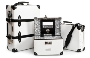     Globe-Trotter  Etiquette Clothiers